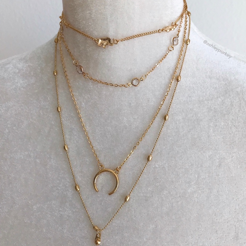 🌸4 for $10🌸 elephant crescent layered Y necklace - Picture 3 of 4